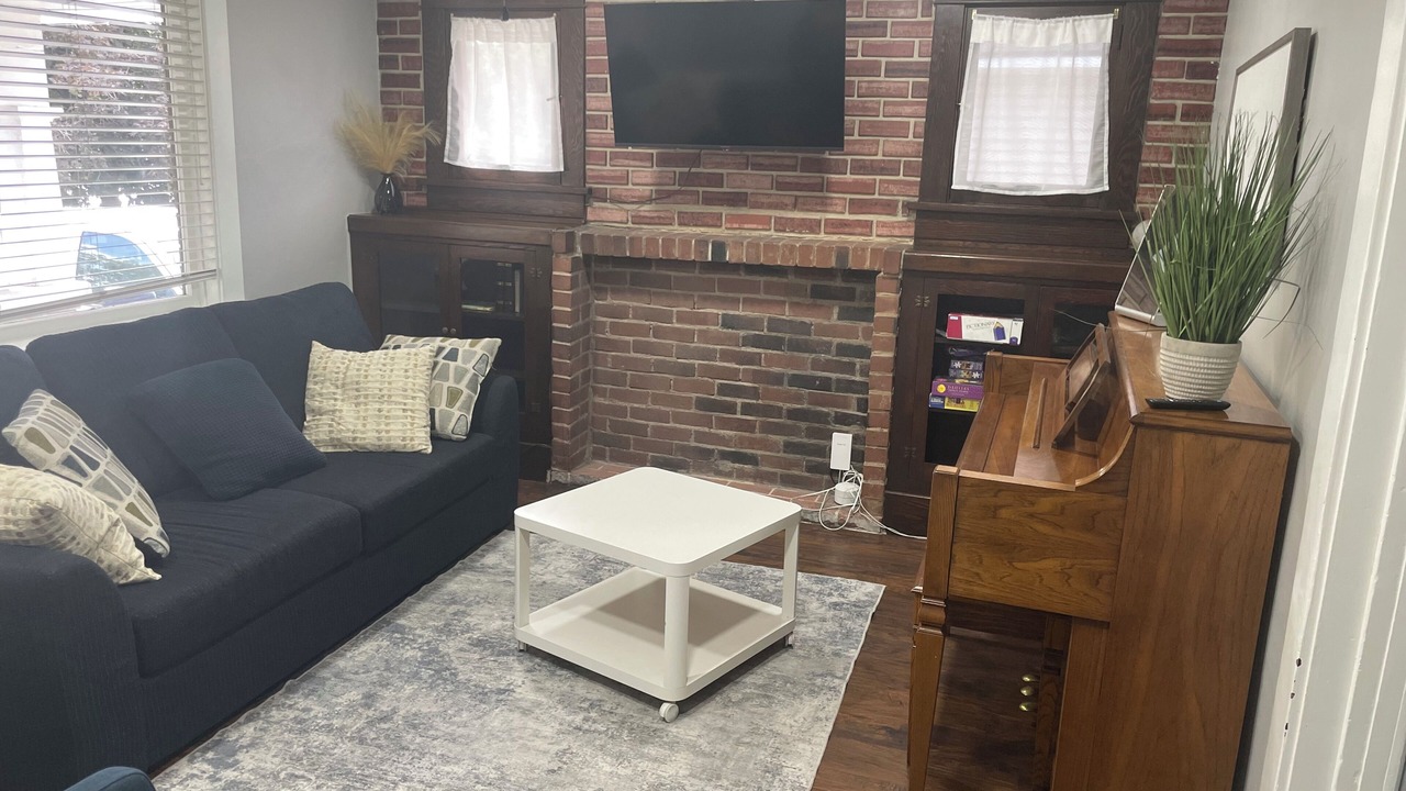 Photo of Livingroom in Central Business District
