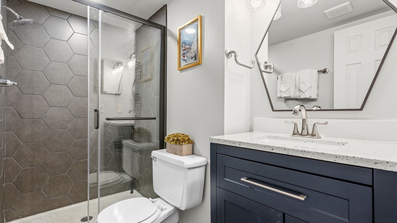 Photo of Bathroom in University Park