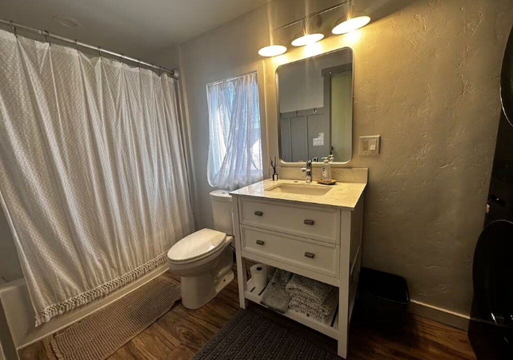 Photo of Bathroom in Price