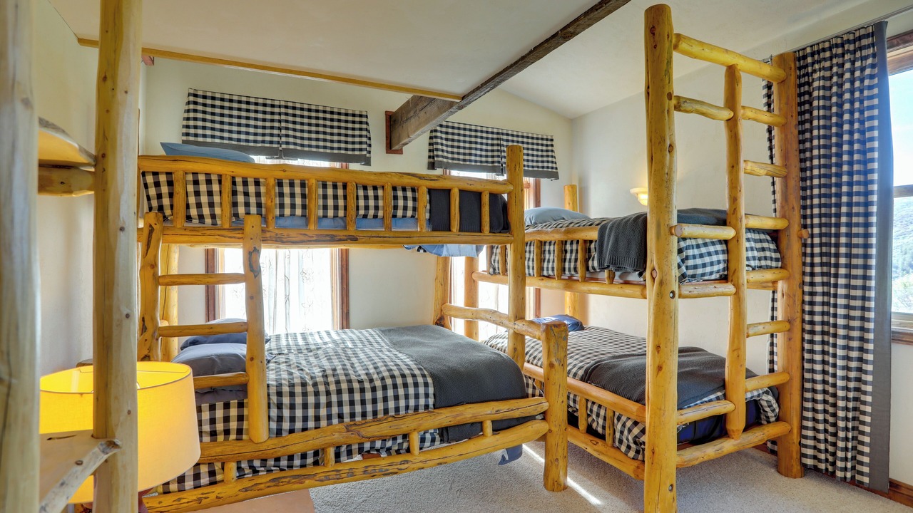Photo of Bedroom in Gypsum