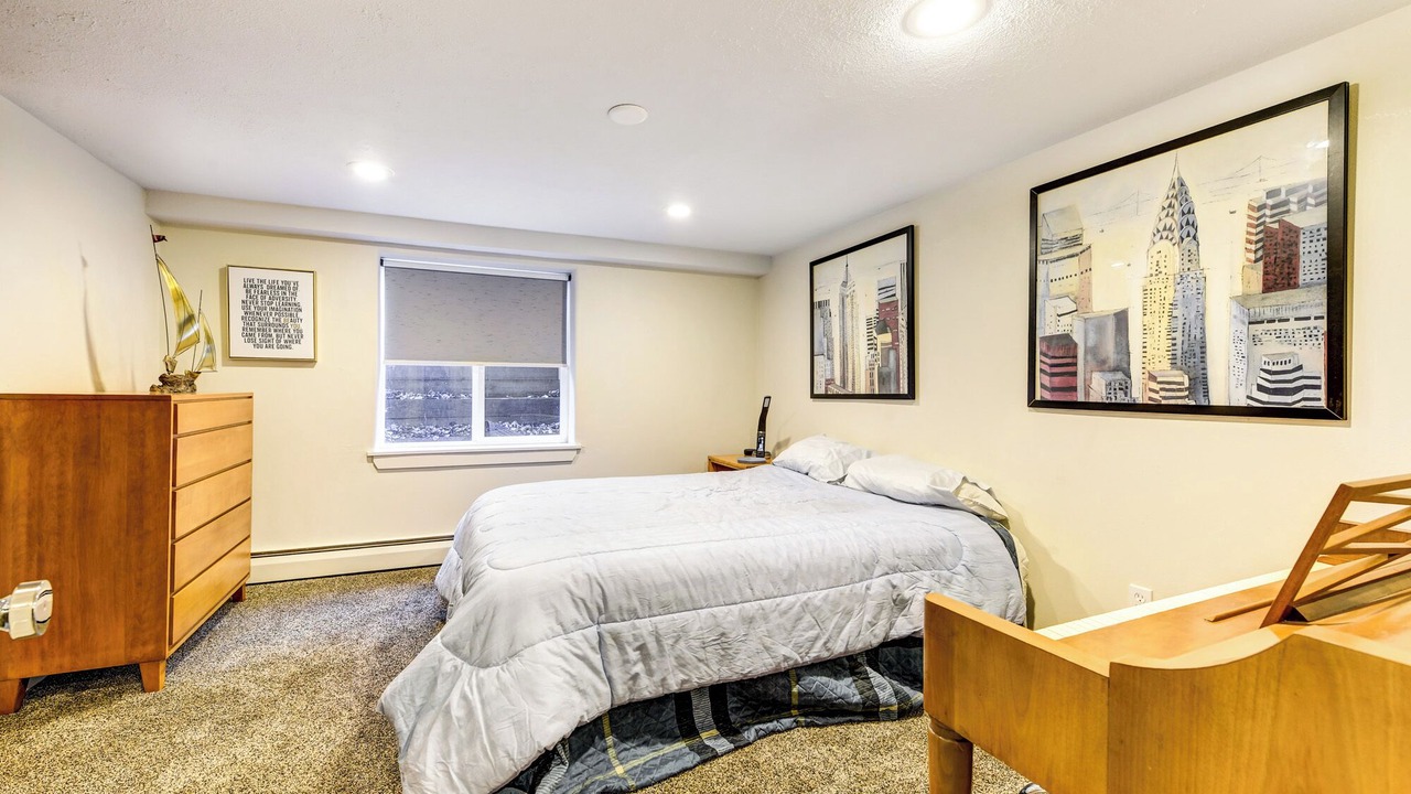 Photo of Bedroom in Evergreen