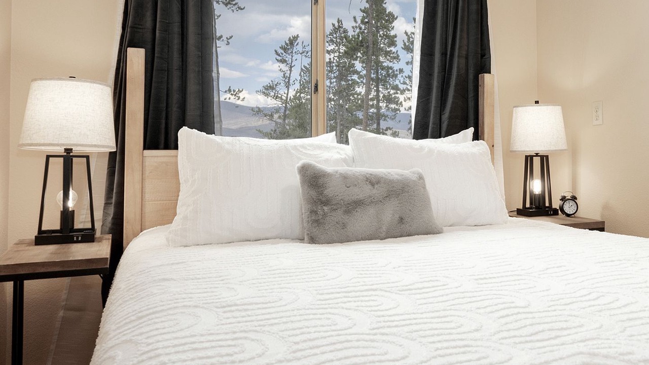 Photo of Bedroom in Grand Lake