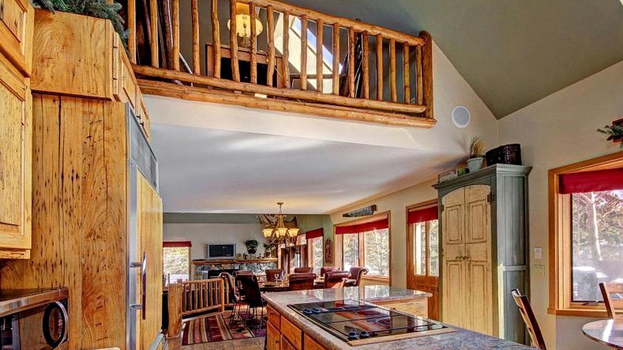 Photo of Kitchen in Warrior's Mark West