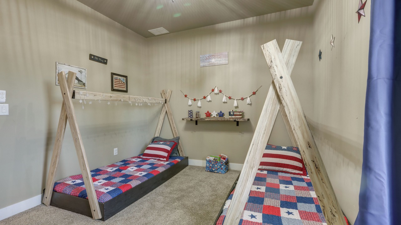 Photo of Bedroom in Glenwood Springs