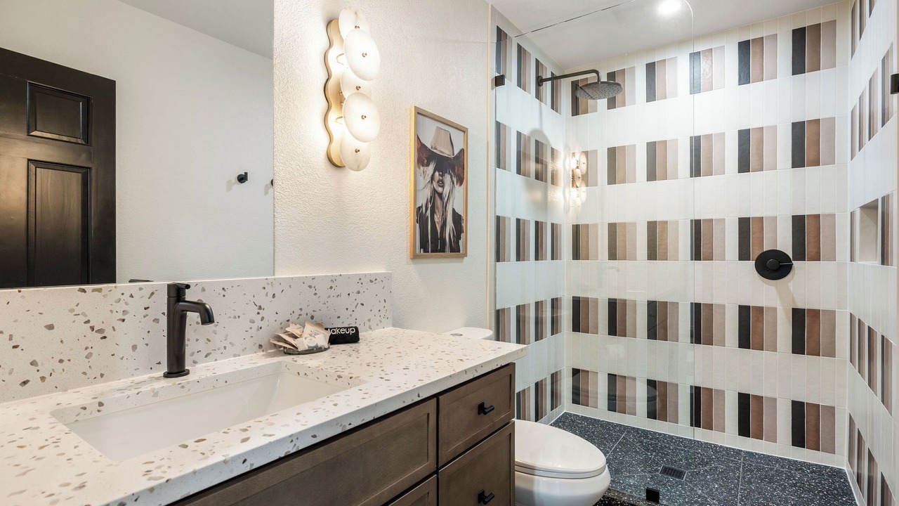 Photo of Bathroom in Morrison