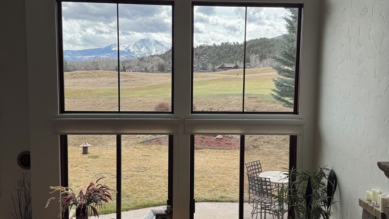 Photo of Livingroom in Aspen Glen