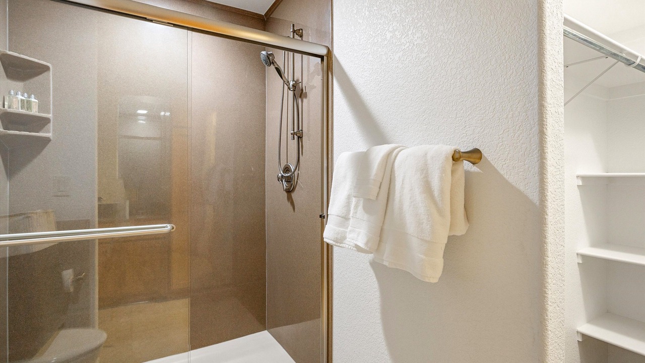 Photo of Bathroom in Newlands