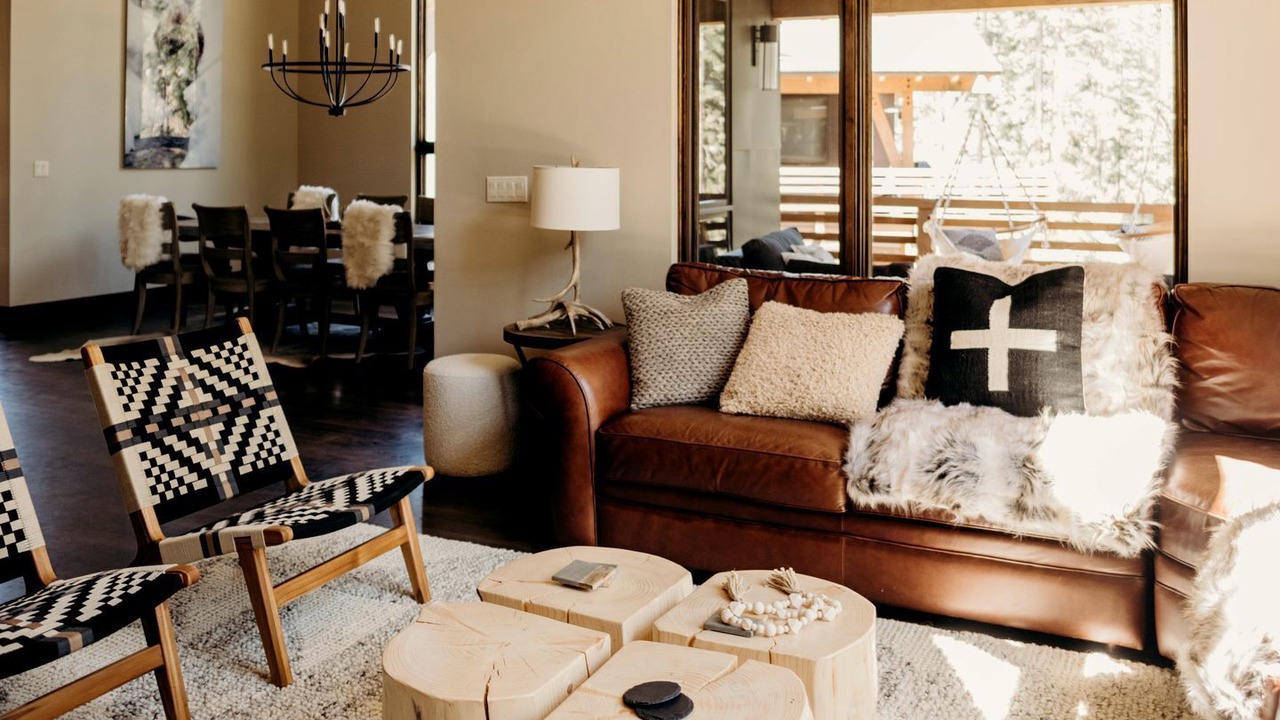 Photo of Livingroom in Warrior's Mark