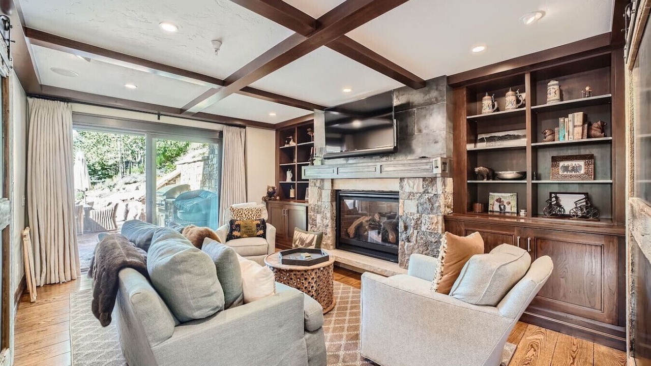 Photo of Livingroom in Vail