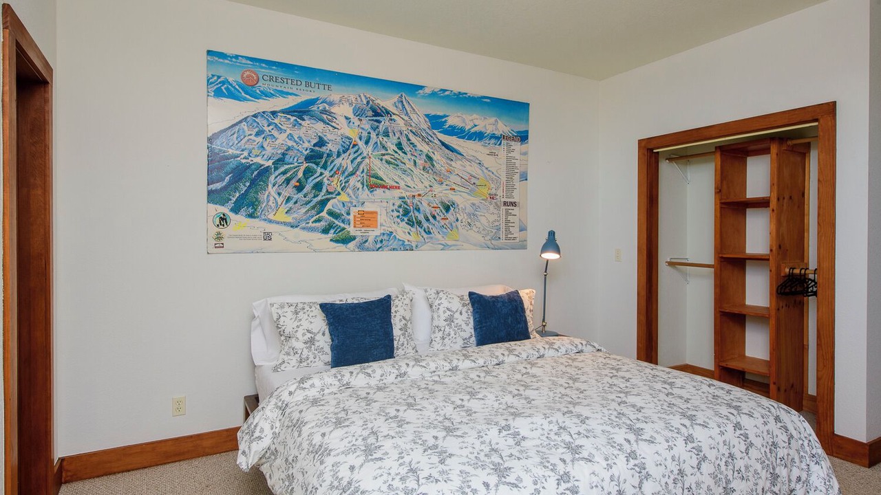 Photo of Bedroom in Crested Butte South