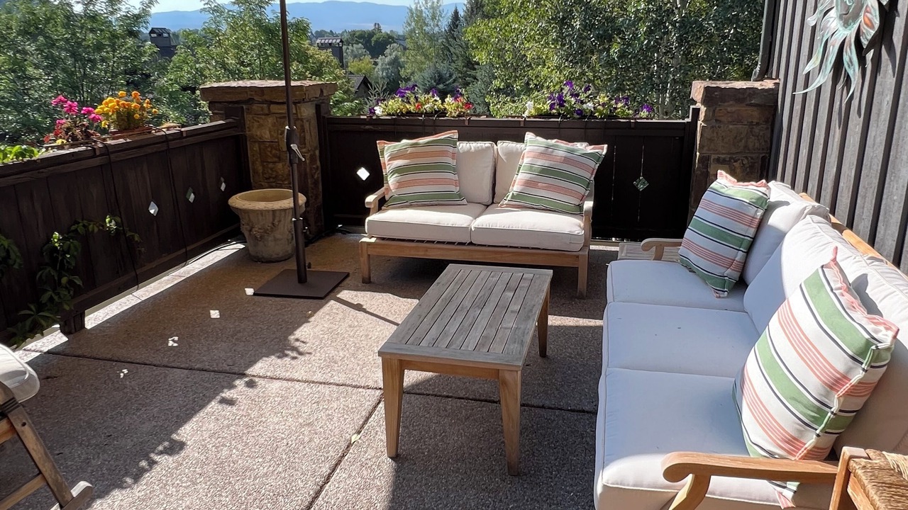 Photo of Patio Balcony in Aspen Glen