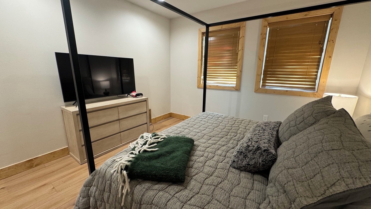Photo of Bedroom in The Highlands