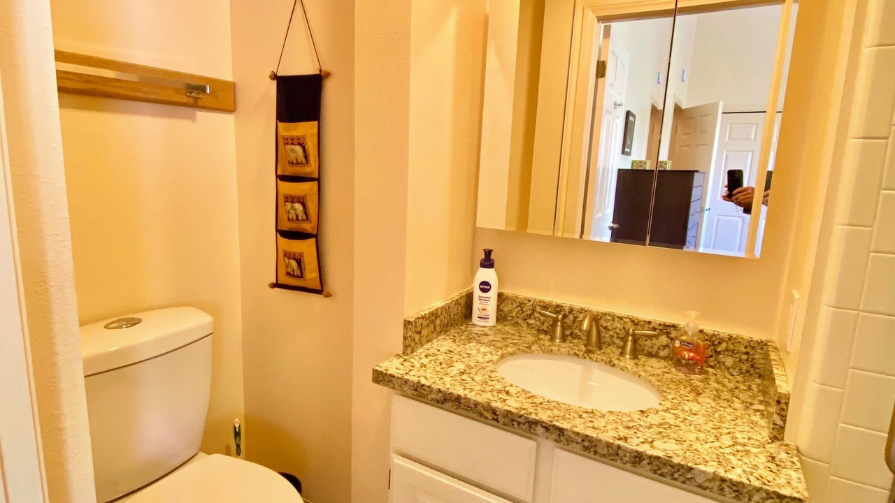 Photo of Bathroom in Cottonwood Heights
