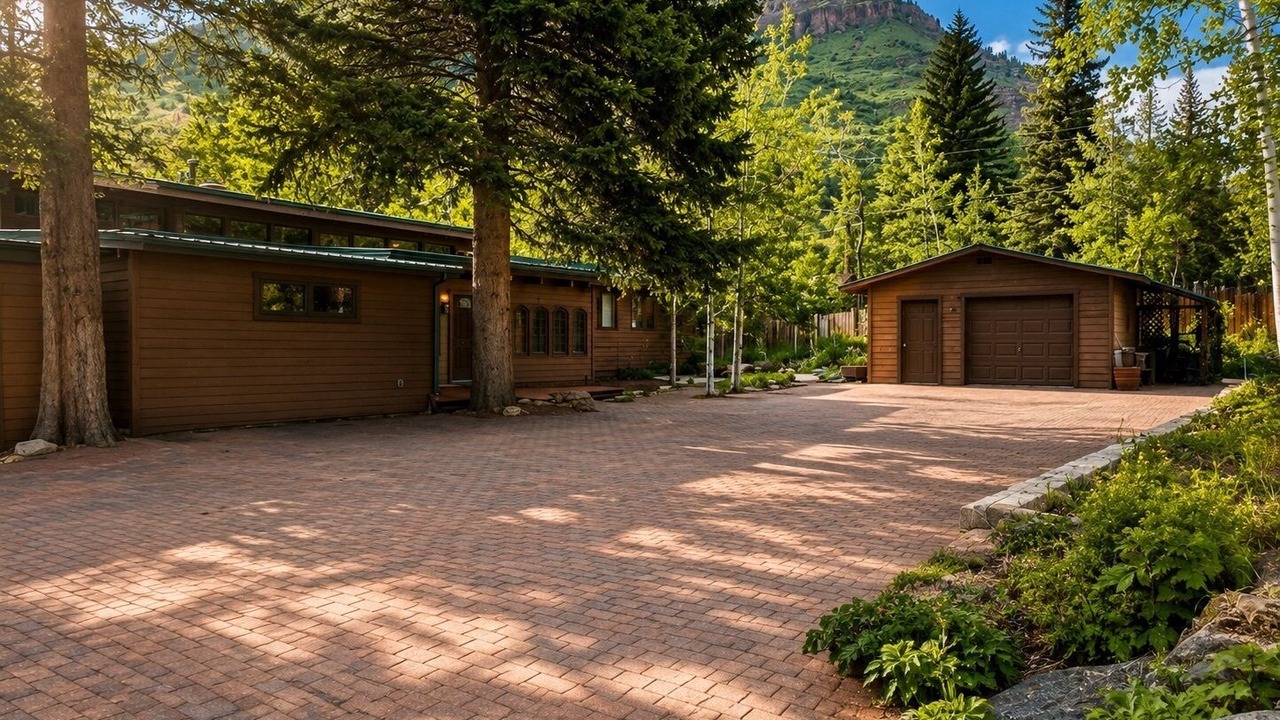 Photo of Outdoor in Glenwood Springs