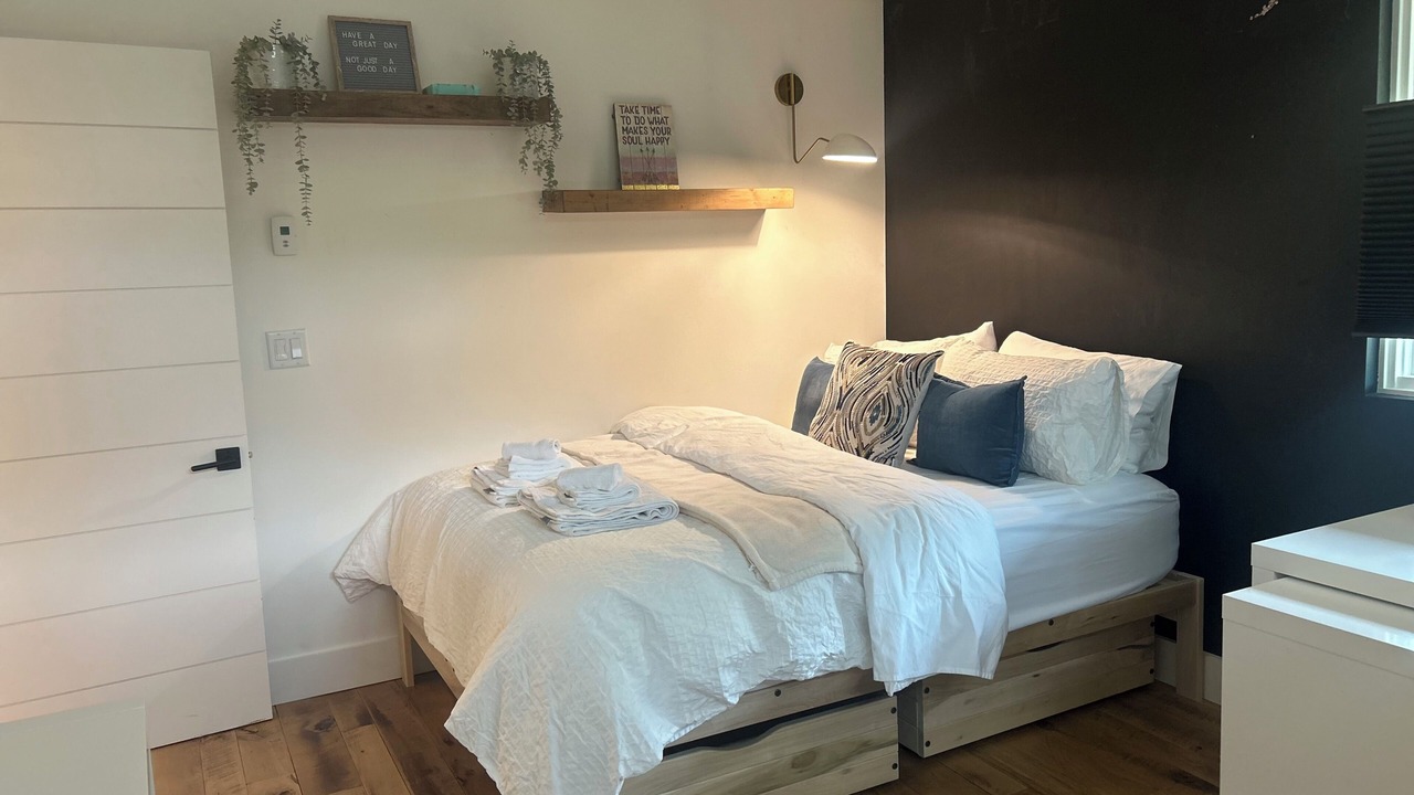 Photo of Bedroom in Green Meadows