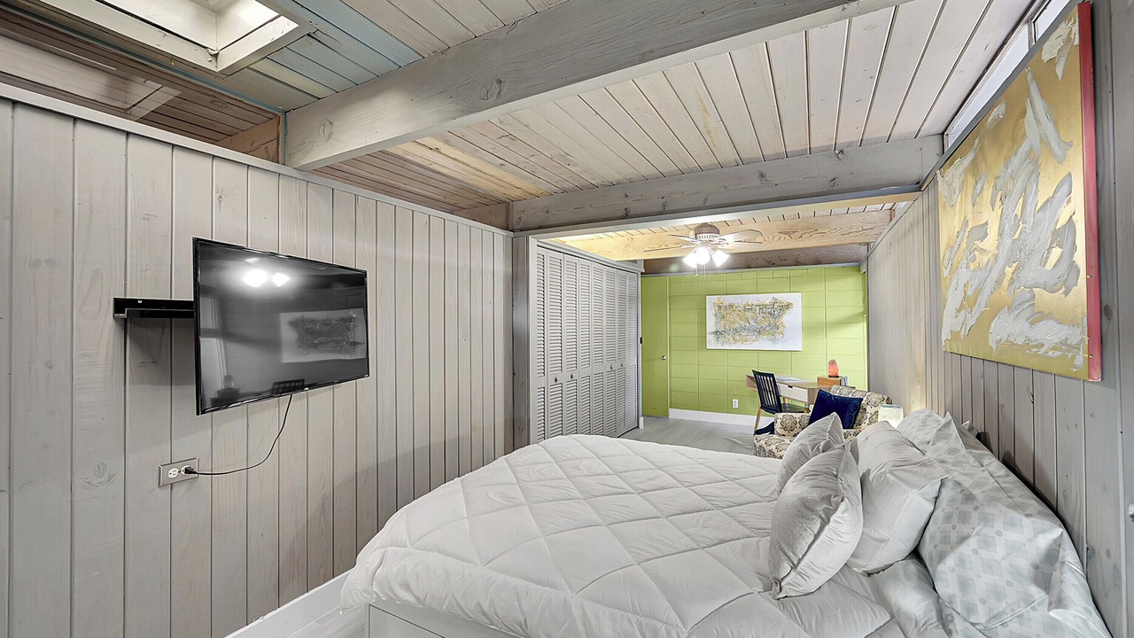 Photo of Bedroom in Lauderdale-by-the-Sea