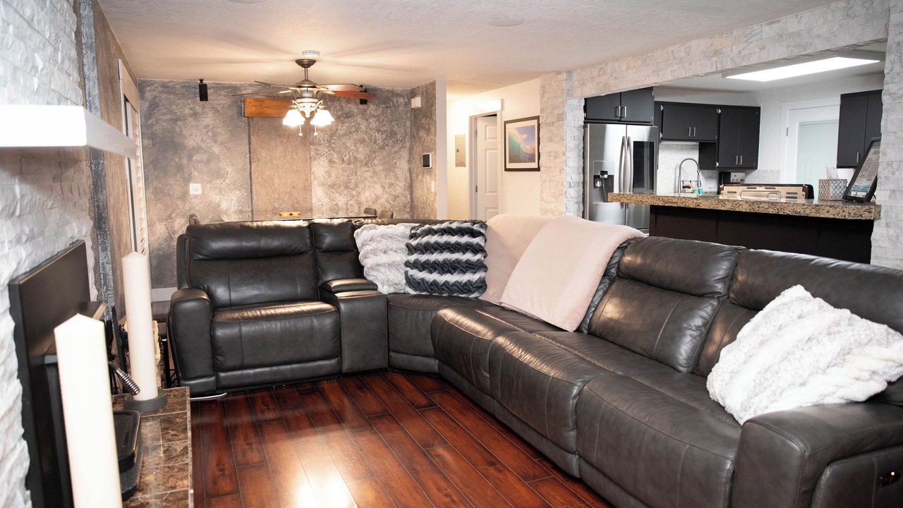 Photo of Livingroom in Sandy