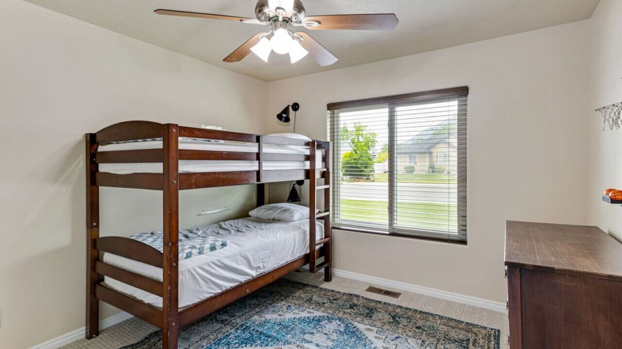Photo of Bedroom in Orem