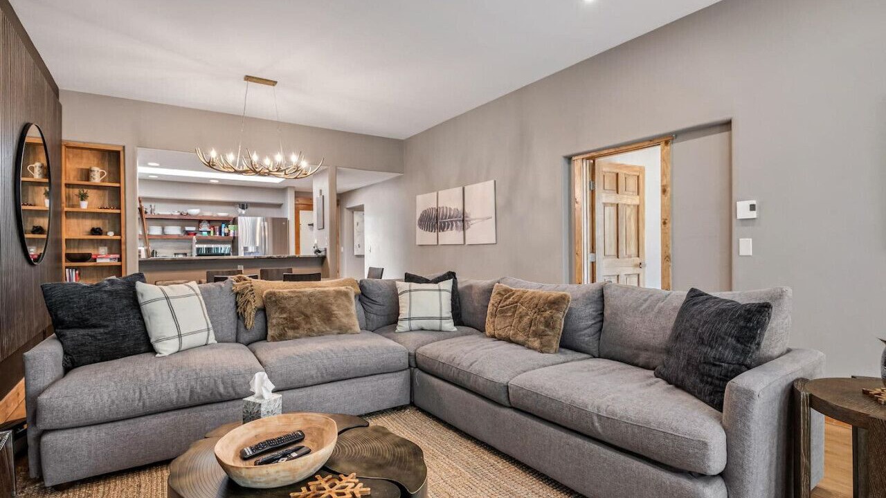 Photo of Livingroom in Eagle-Vail