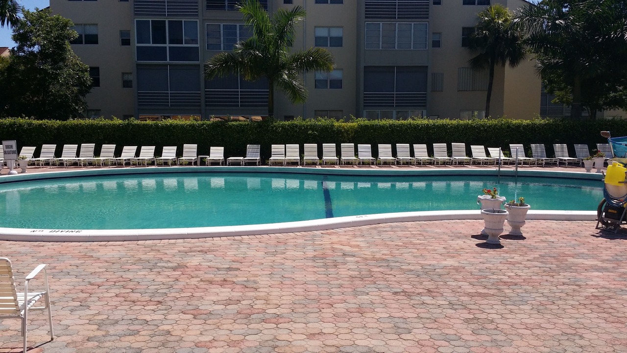 Photo of Outdoor in Lauderdale Lakes