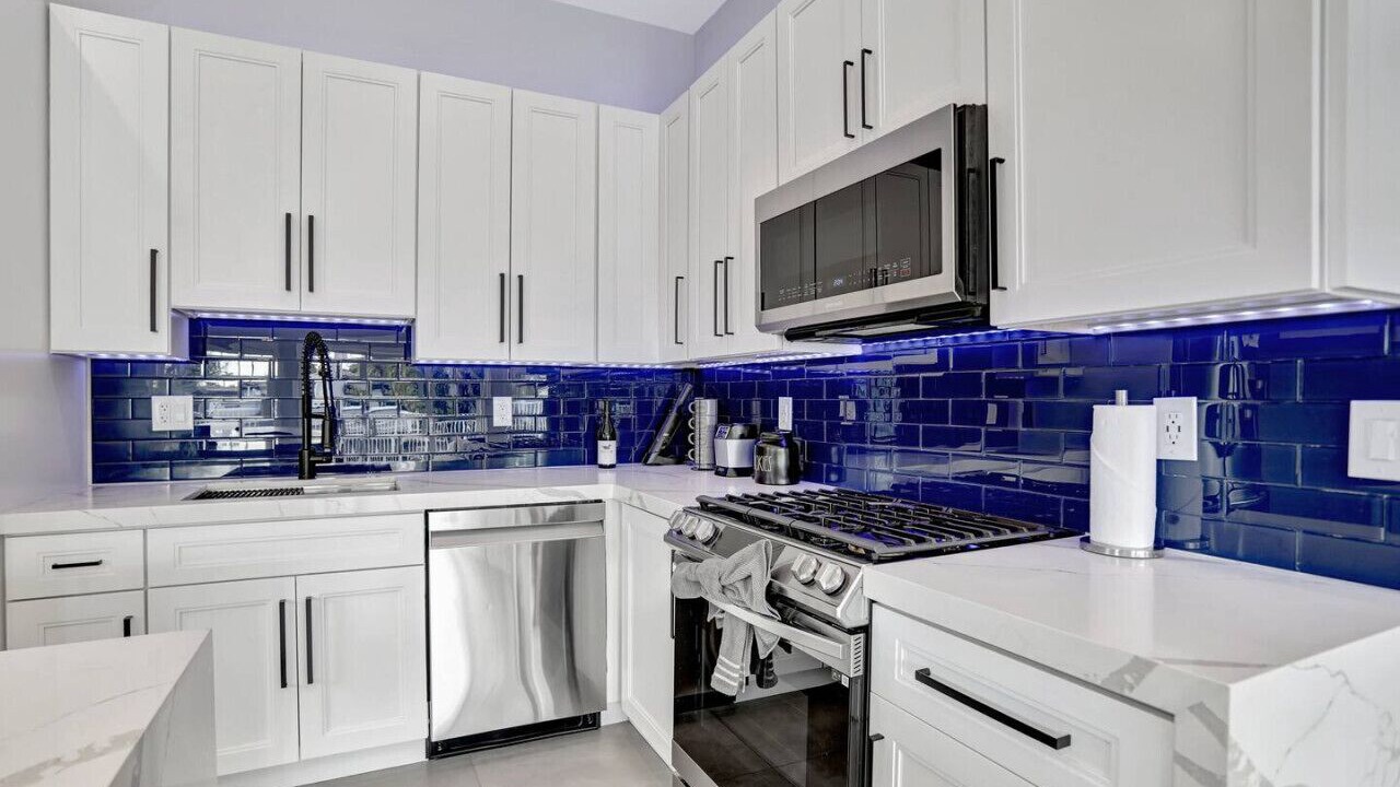 Photo of Kitchen in South New River Isles
