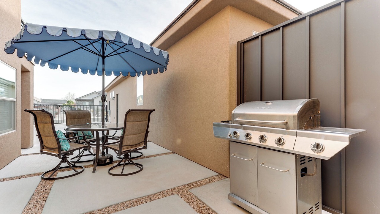 Photo of Outdoor in Hurricane