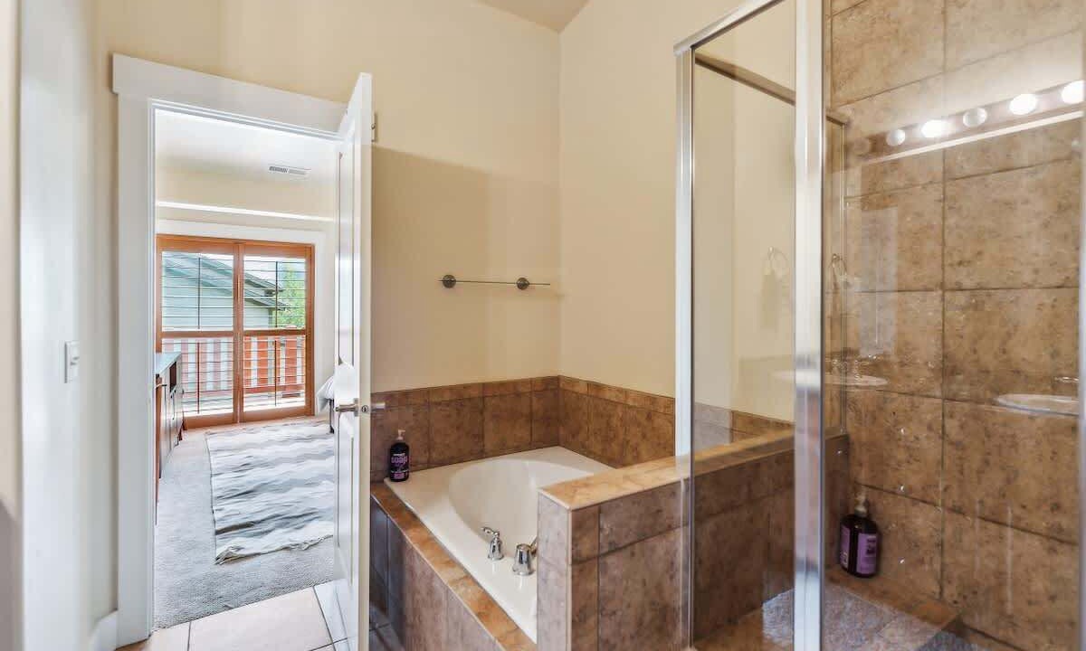 Photo of Bathroom in Bear Hollow Village