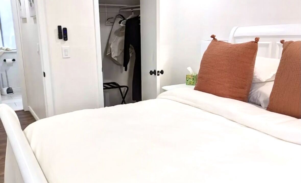Photo of Bedroom in Prides Crossing