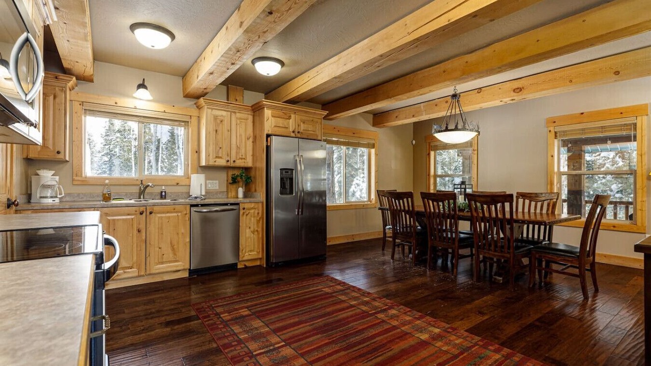 Photo of Kitchen in Meadow View Heights