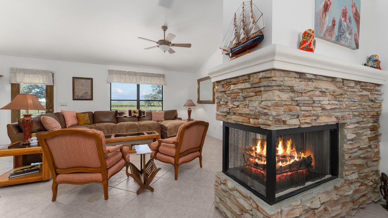 Photo of Livingroom in Morriston
