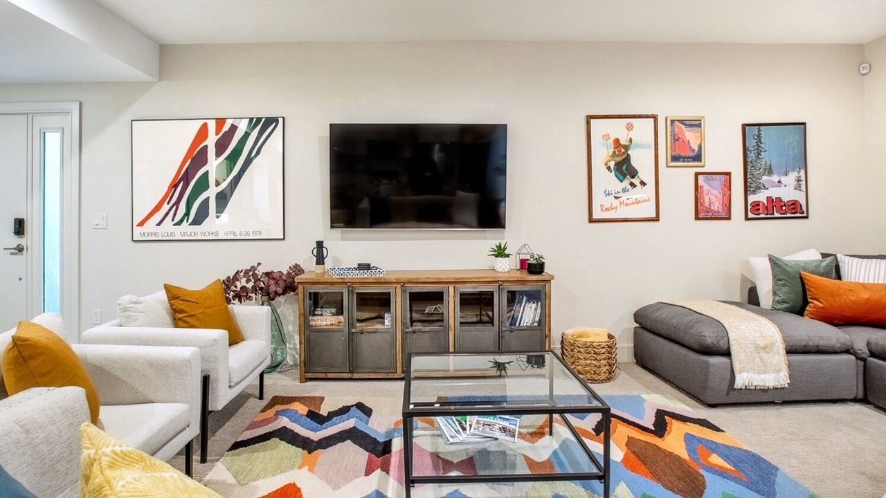 Photo of Livingroom in Holladay