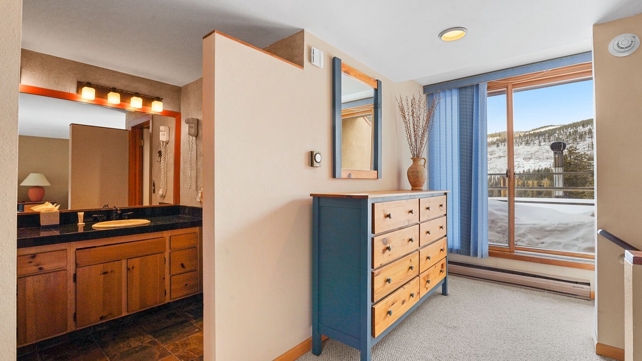 Photo of Bathroom in Lakeside Village
