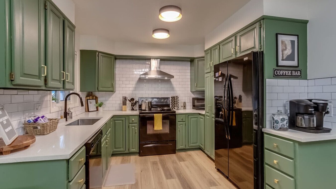 Photo of Kitchen in Arvada Plaza Area