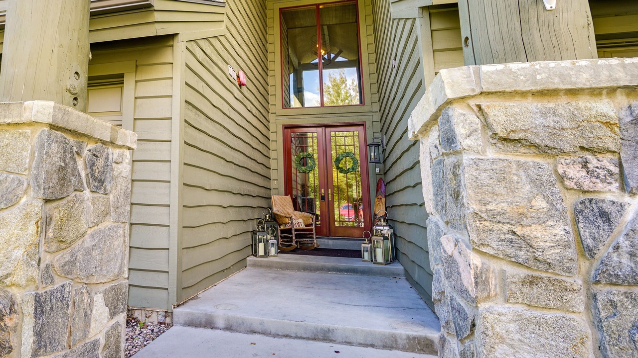 Photo of Outdoor in Park Meadows