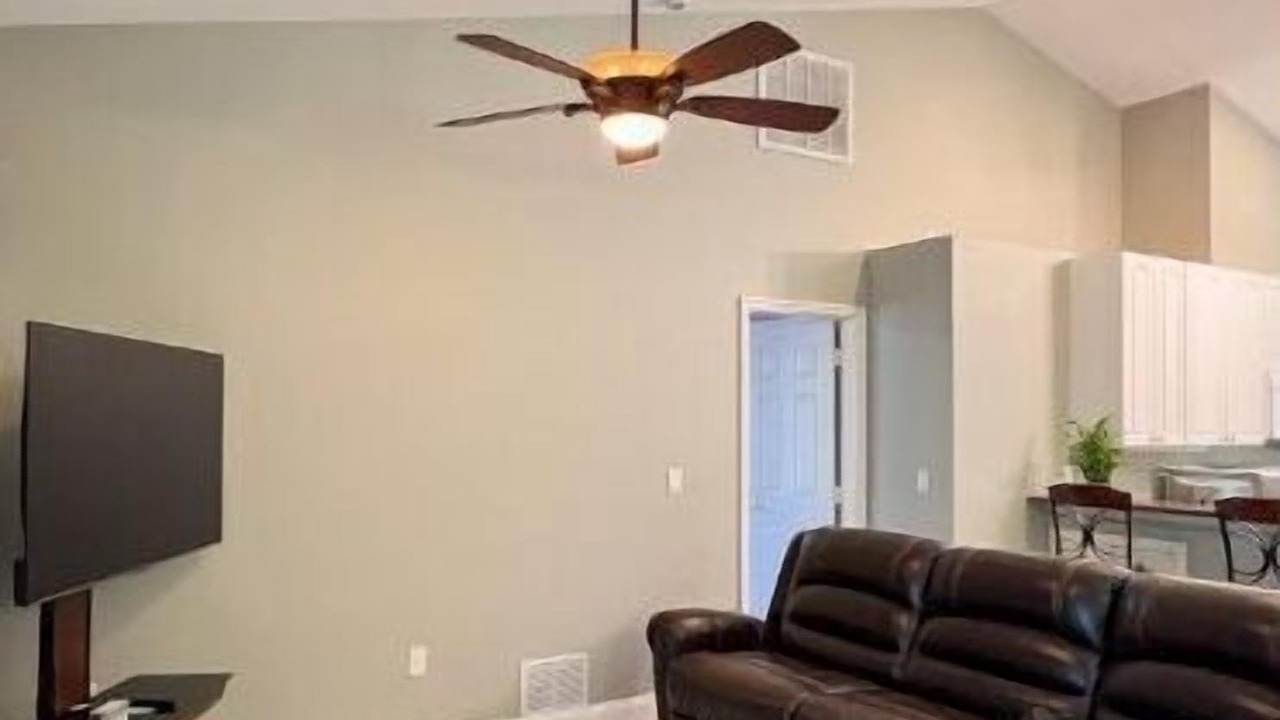 Photo of Livingroom in East Naples