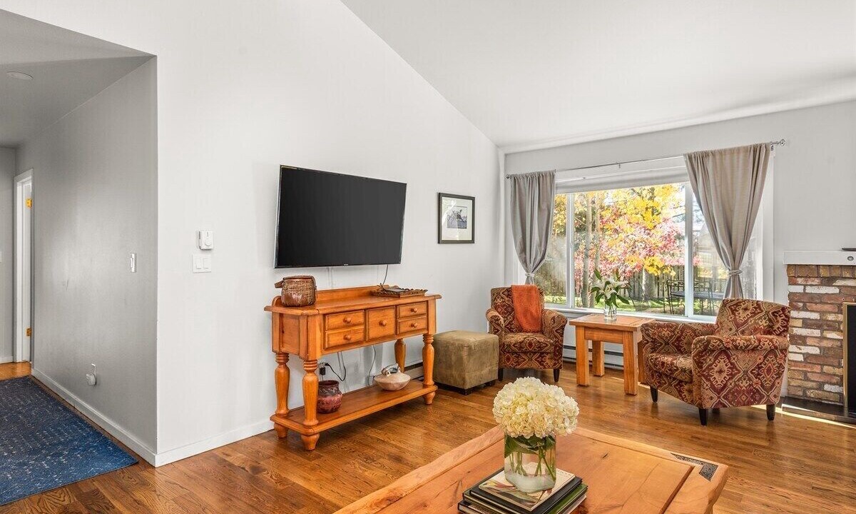 Photo of Livingroom in Carbondale