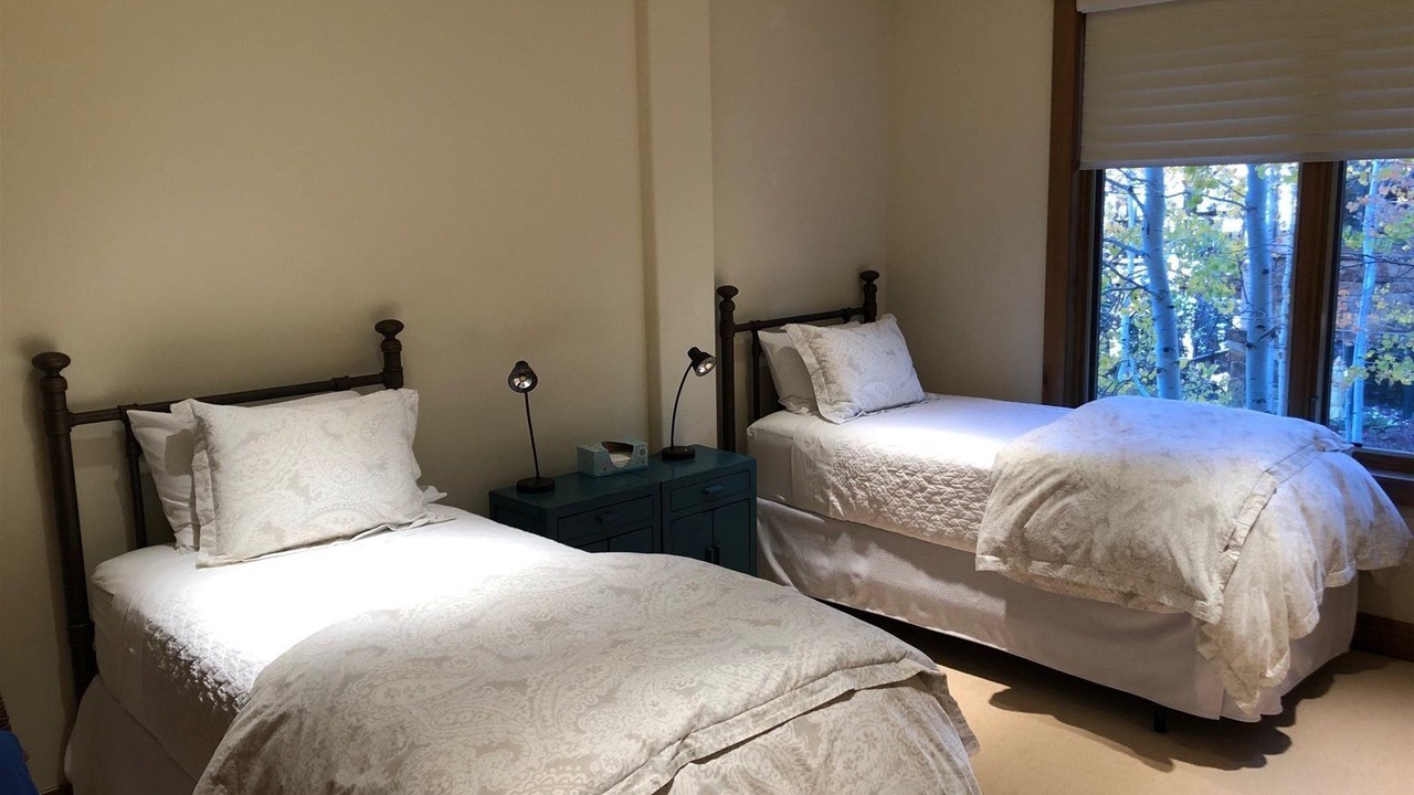 Photo of Bedroom in Edwards