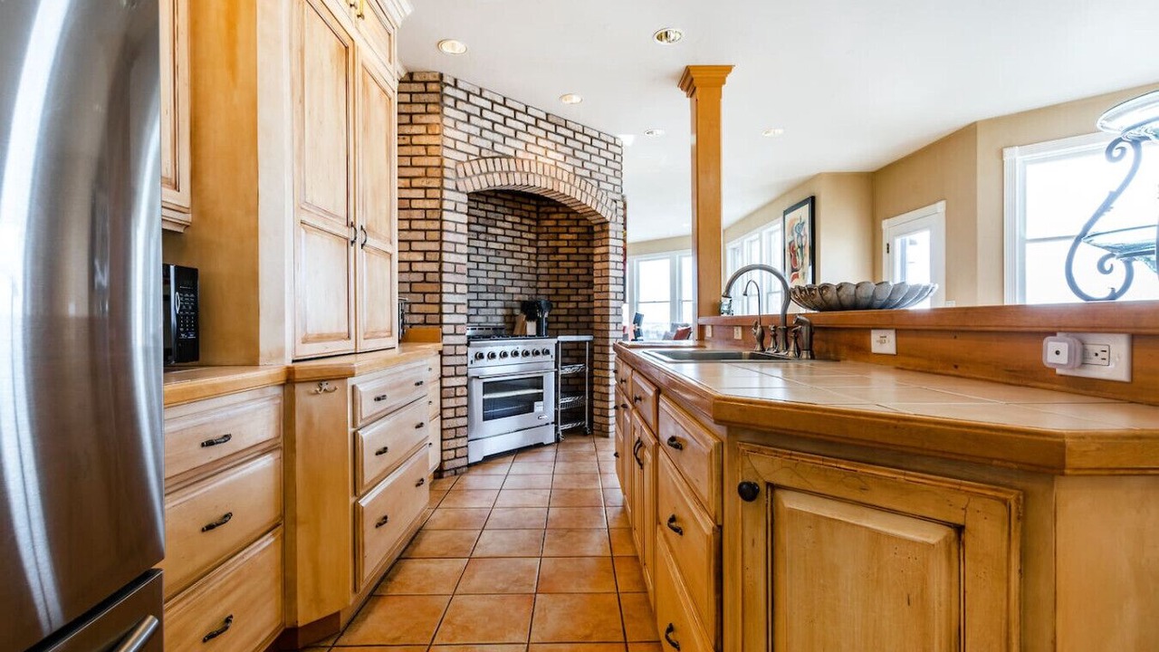 Photo of Kitchen in Silver Summit