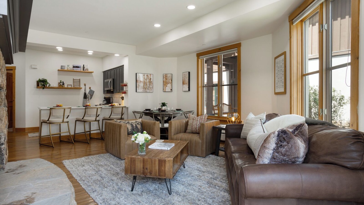 Photo of Livingroom in Beaver Creek