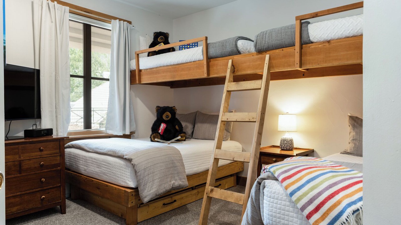 Photo of Bedroom in Beaver Creek