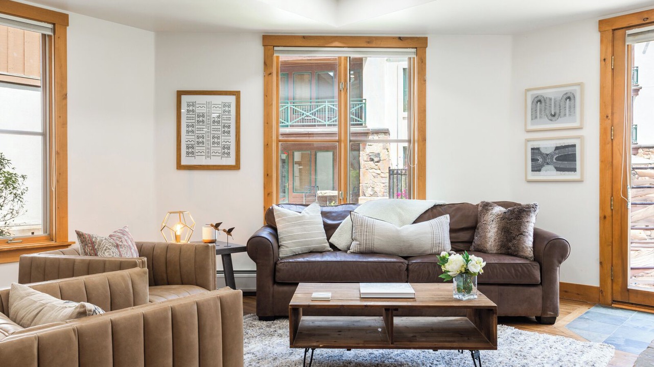 Photo of Livingroom in Beaver Creek