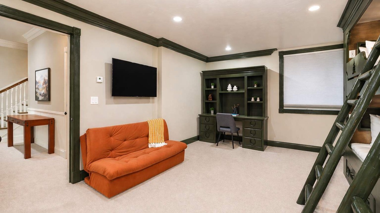 Photo of Livingroom in Aspen
