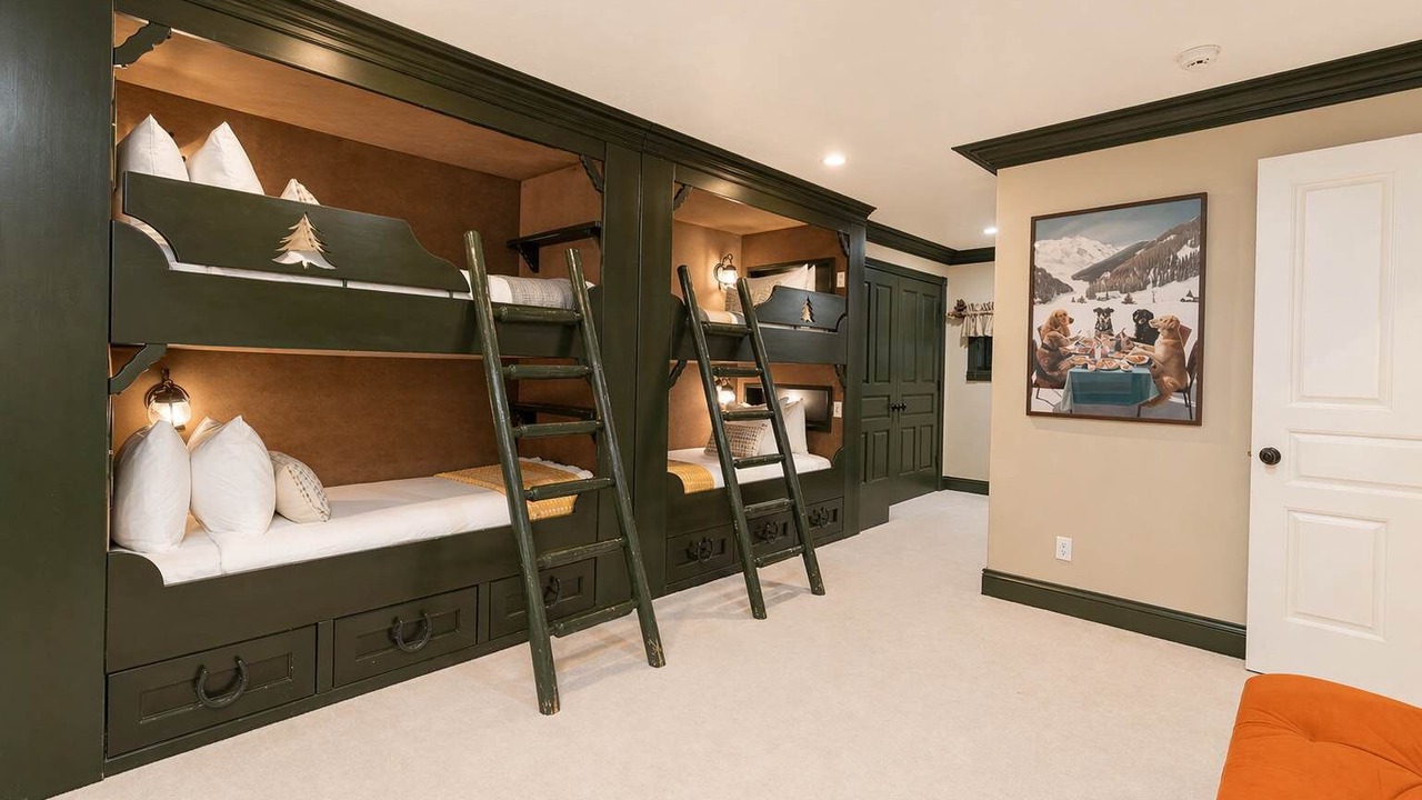 Photo of Bedroom in Aspen