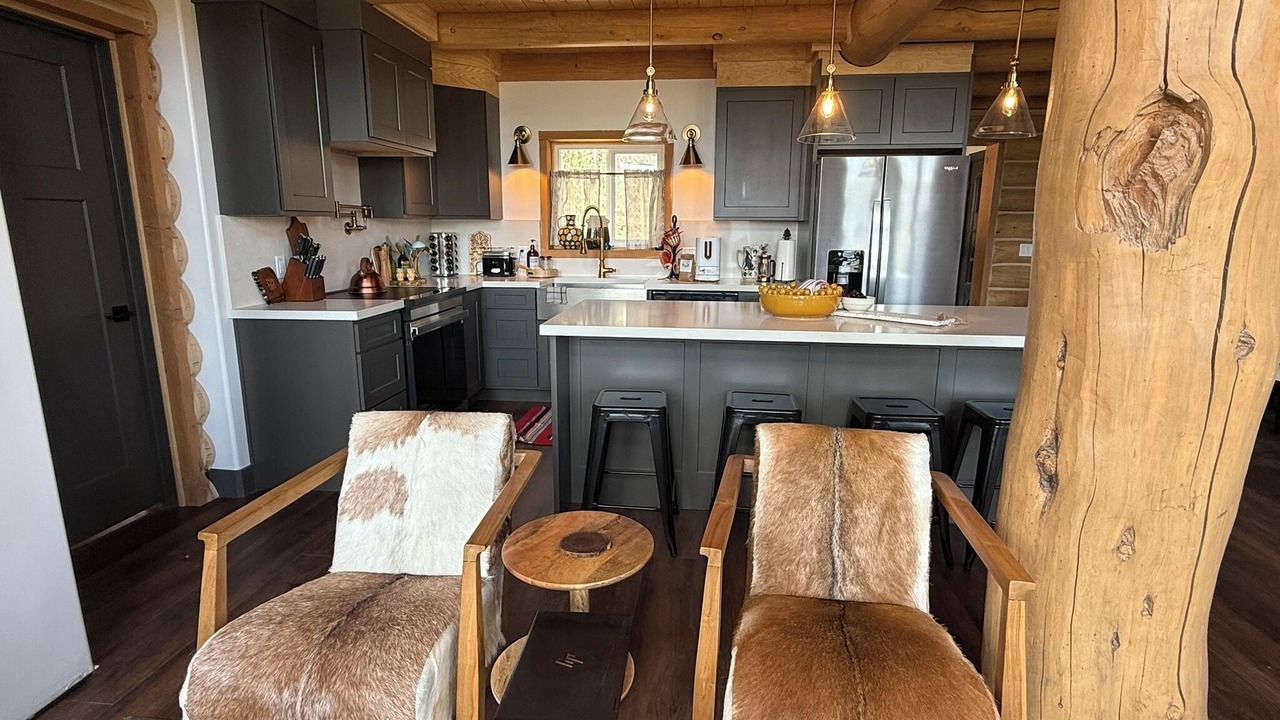Photo of Kitchen in Helper