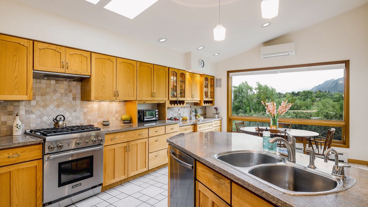 Photo of Kitchen in Wonderland Lake
