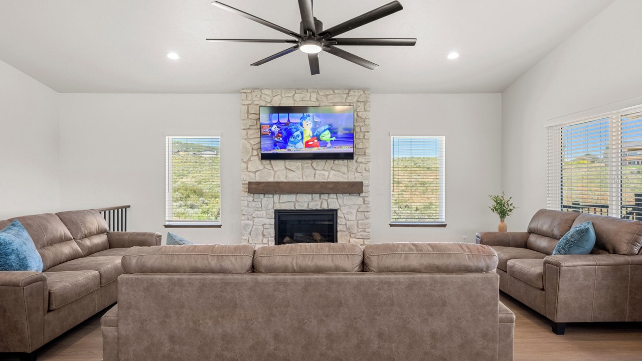 Photo of Livingroom in Sweetwater