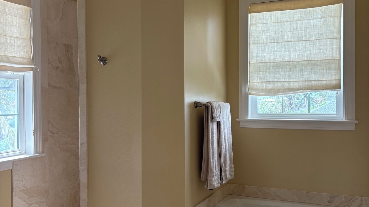 Photo of Bathroom in Palm Island