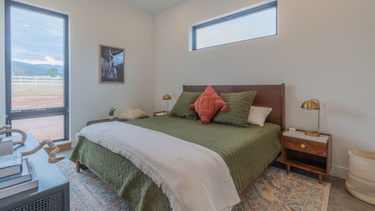 Photo of Bedroom in New Harmony