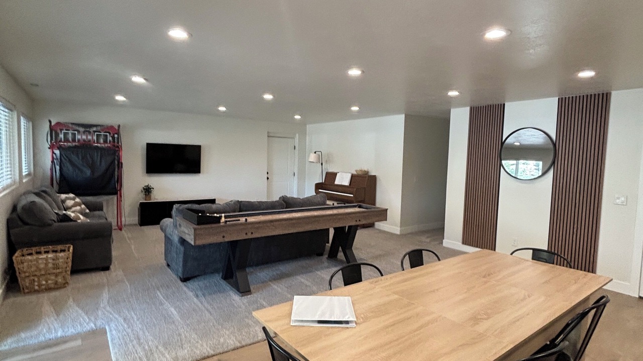 Photo of Livingroom in Sevier