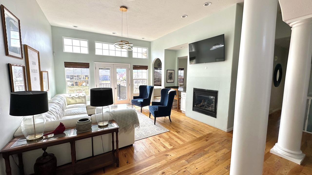 Photo of Livingroom in Ephraim